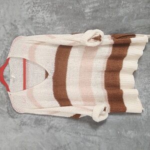 WISHLIST Lightweight V-neck sweater size M/L